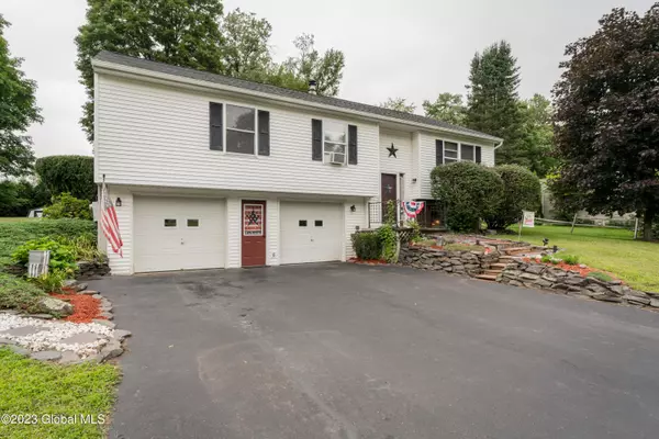 Valatie, NY 12184,6503 Smith Circle