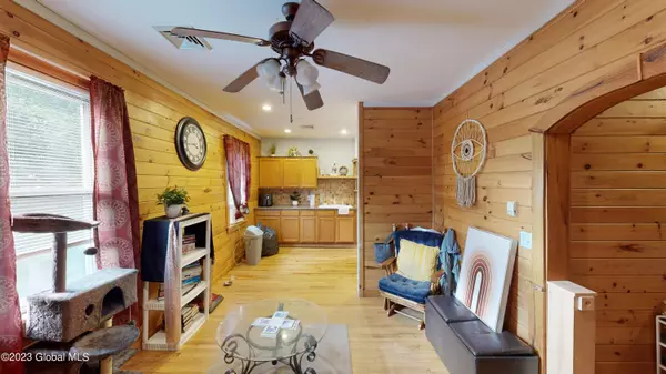 Glens Falls, NY 12801,17 Crandall Street