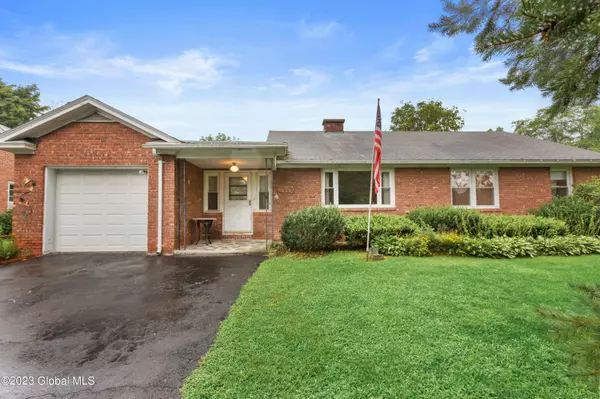 1683 River Road, Coeymans, NY 12158