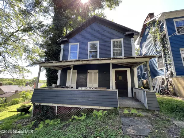 13 Washington Avenue, New Baltimore, NY 12124