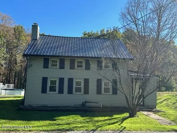 1014 Roberts Hill Road, New Baltimore, NY 12192
