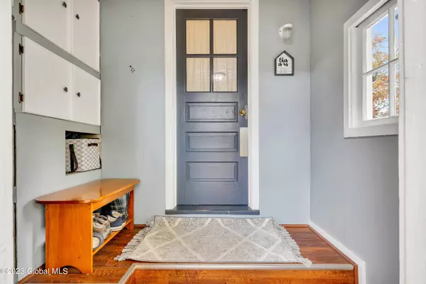 Chatham, NY 12037,35 Houseman Avenue