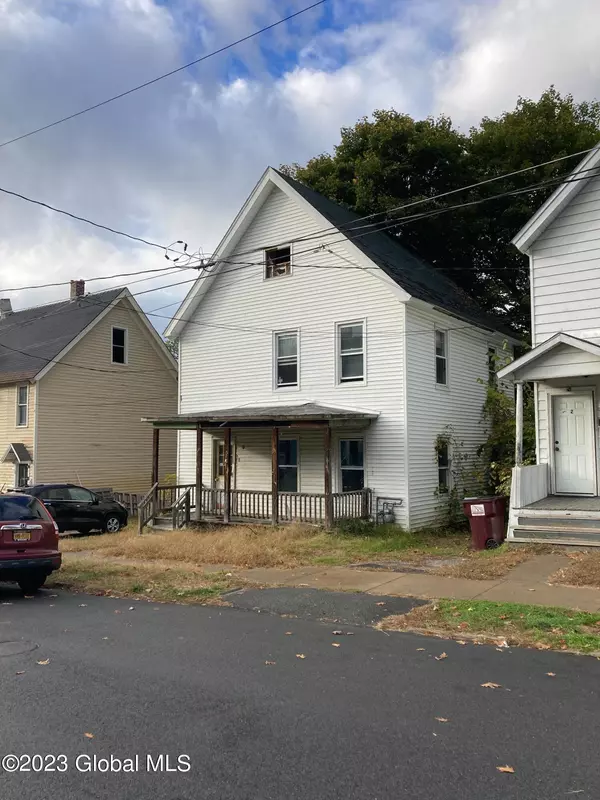 Gloversville, NY 12078,3 Van Wyck Street