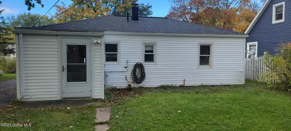 Greenport, NY 12534,268 Lincoln Boulevard