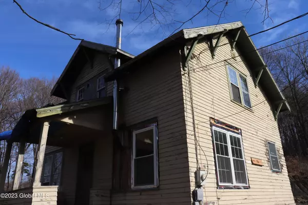 Schaghticoke, NY 12121,718 State Route 40