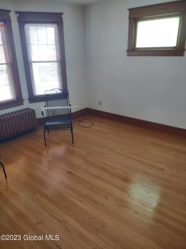 Albany, NY 12203,165-167 Winthrop Avenue