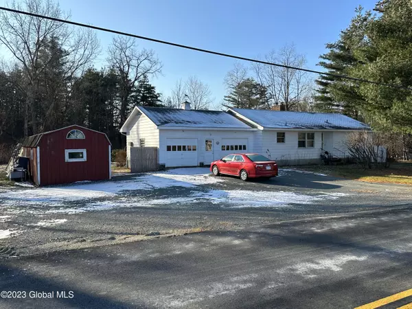 61 Wyomanock Road, Stephentown, NY 12168