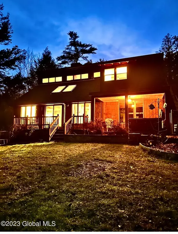 178 Blodgett Hill Rd., Coeymans, NY 12046
