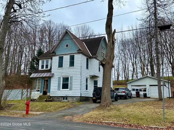 Gloversville, NY 12078,37 Highland Terrace