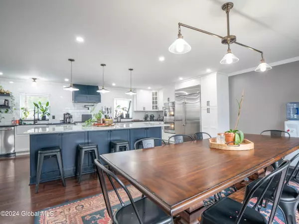 Schenectady, NY 12306,419 Donald Drive