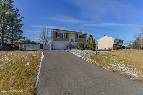 Waterford, NY 12188,22 Suncrest Drive