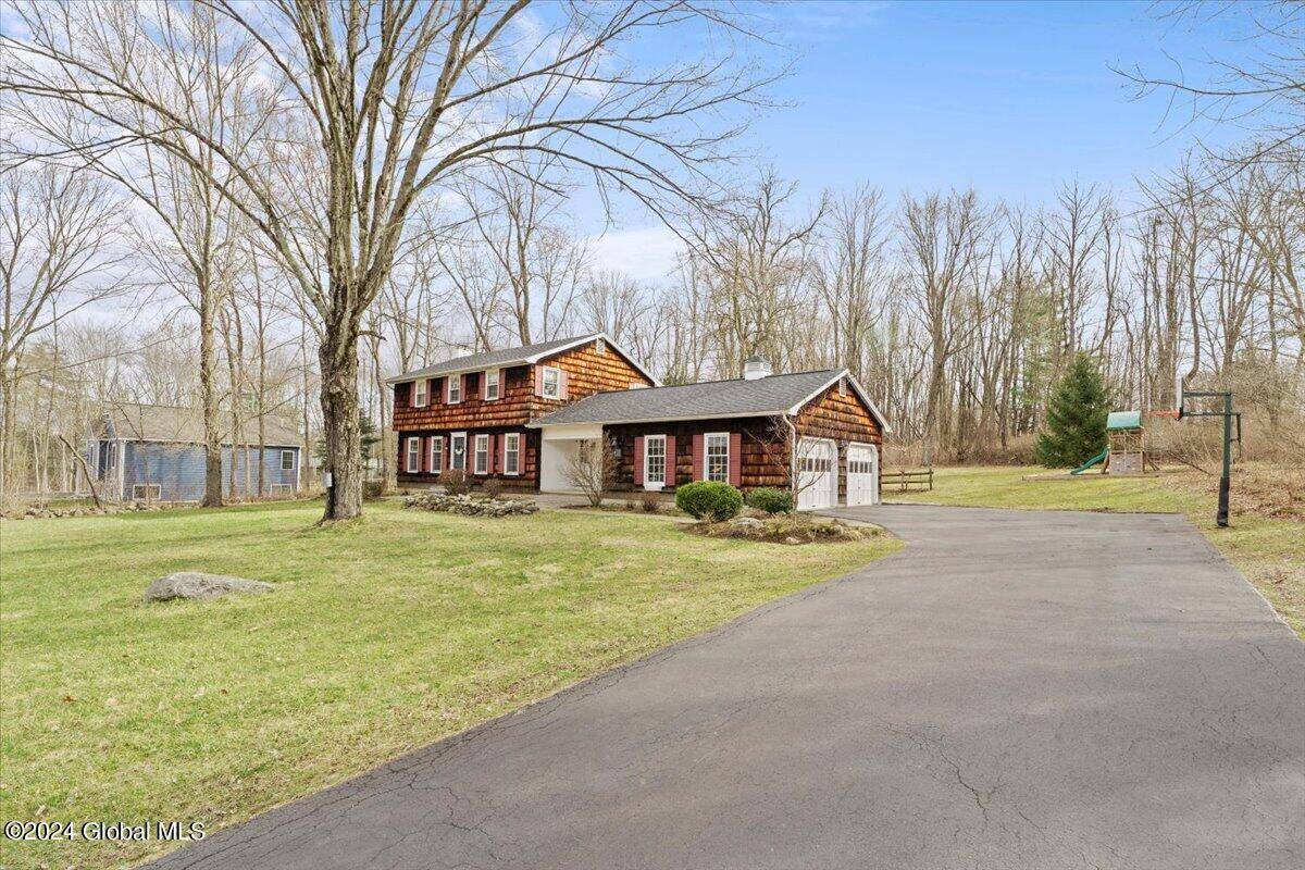 Queensbury, NY 12804,10 Stonewall Drive