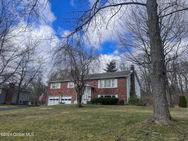 Niskayuna, NY 12309,1119 Rosehill Boulevard