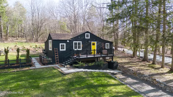604 Fog Hill Road, Austerlitz, NY 12017