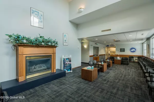Saratoga Springs, NY 12866,5 Care Lane