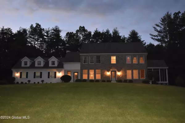 Saratoga Springs, Outside, NY 12866,22 Summerfield Lane