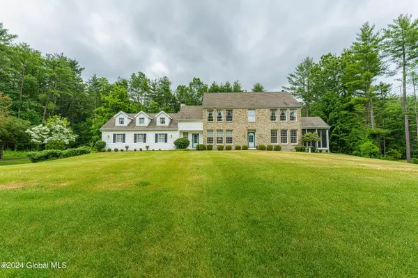 Saratoga Springs, Outside, NY 12866,22 Summerfield Lane