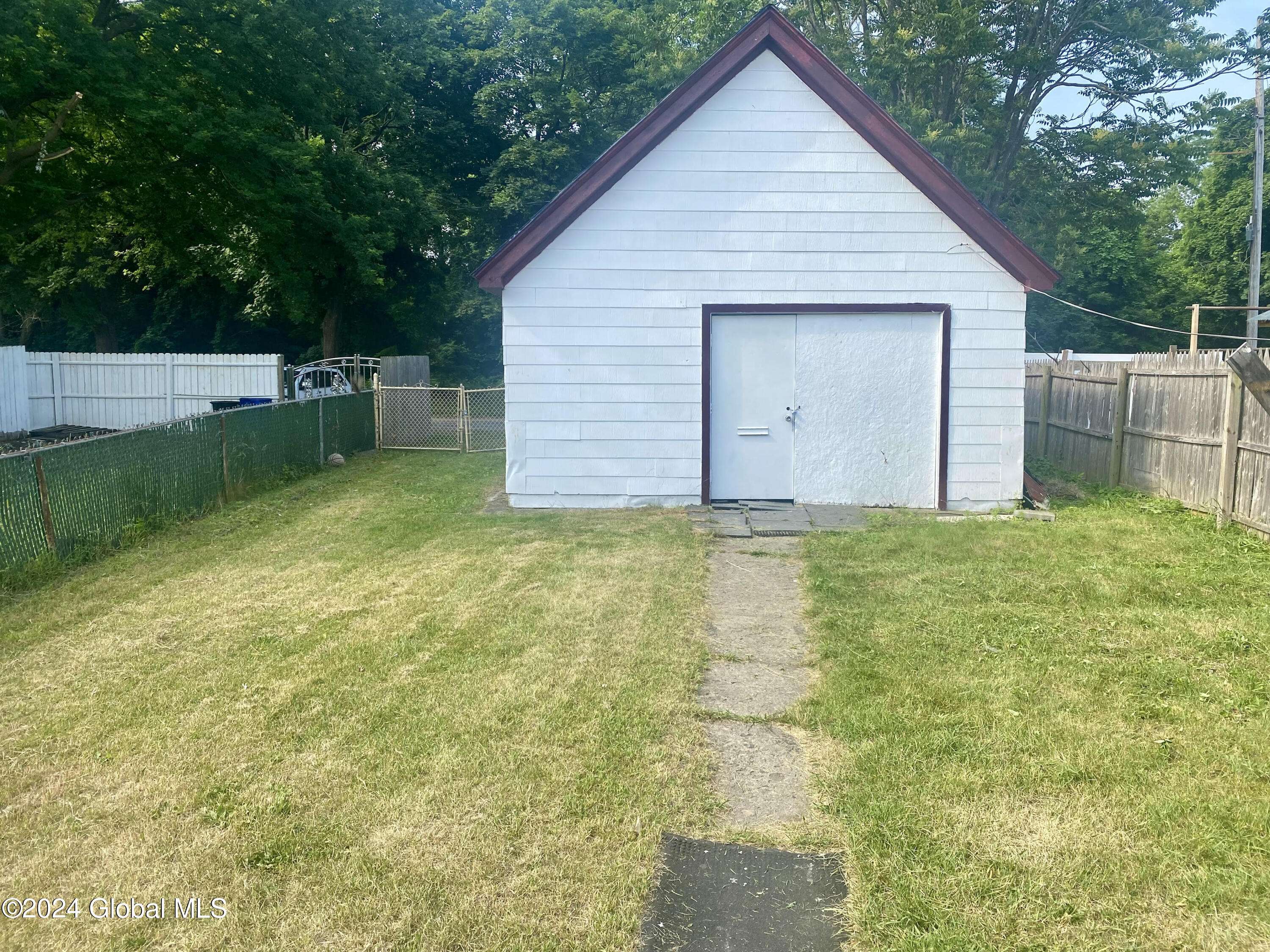 Schenectady, NY 12307,1040 Strong Street