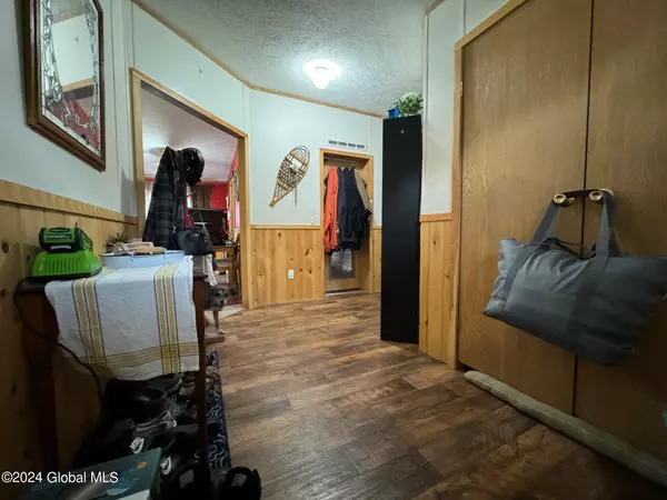 Moriah, NY 12974,14 Waldo Place