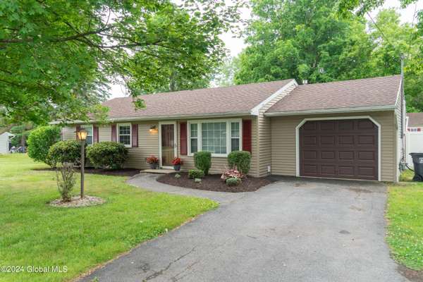 224 Middletown Road, Waterford, NY 12188