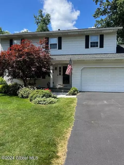 Niskayuna, NY 12309,683 St Marks Lane