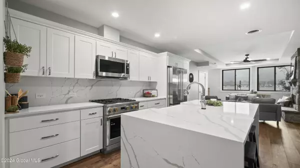 Lake George Village, NY 12845,1 Kurosaka Lane #B