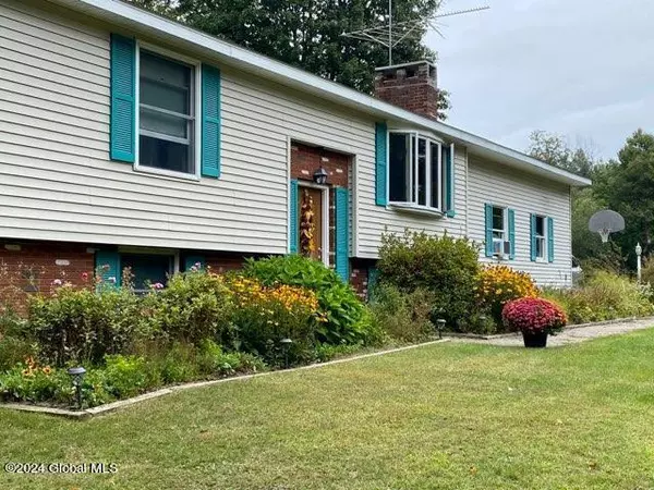 Broadalbin, NY 12025,877 Union Mills Road