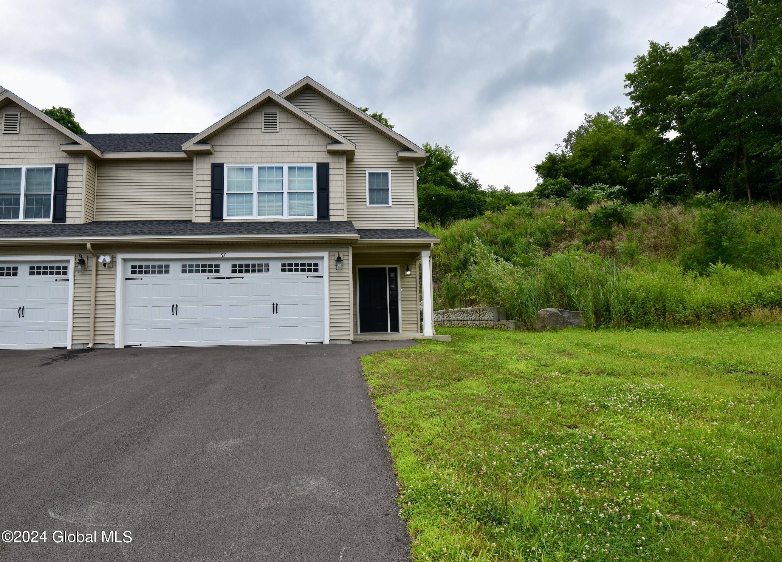 East Greenbush, NY 12144,57 Lona Lane