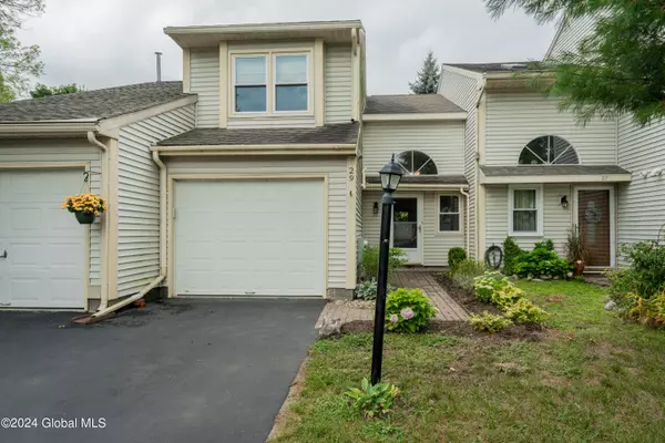 Saratoga Springs, NY 12866,29 Jaipur Lane