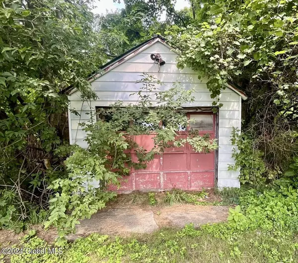 Greenwich, NY 12834,513 County Route 77