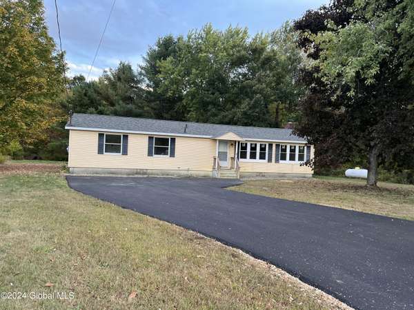 11007 Route 22, Fort Ann, NY 12827