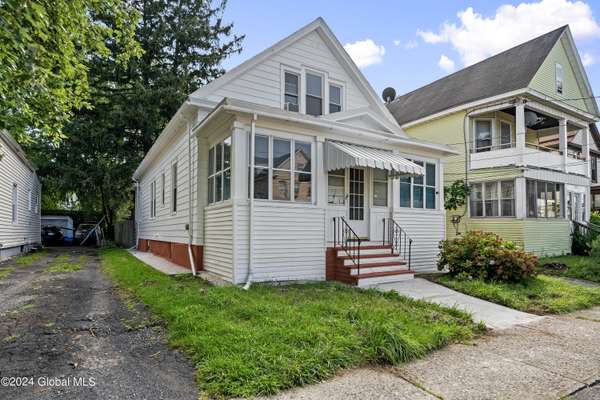 33 W Van Vechten Street, Albany, NY 12209