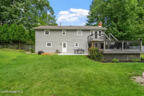 Niskayuna, NY 12309,872 Whitney Drive