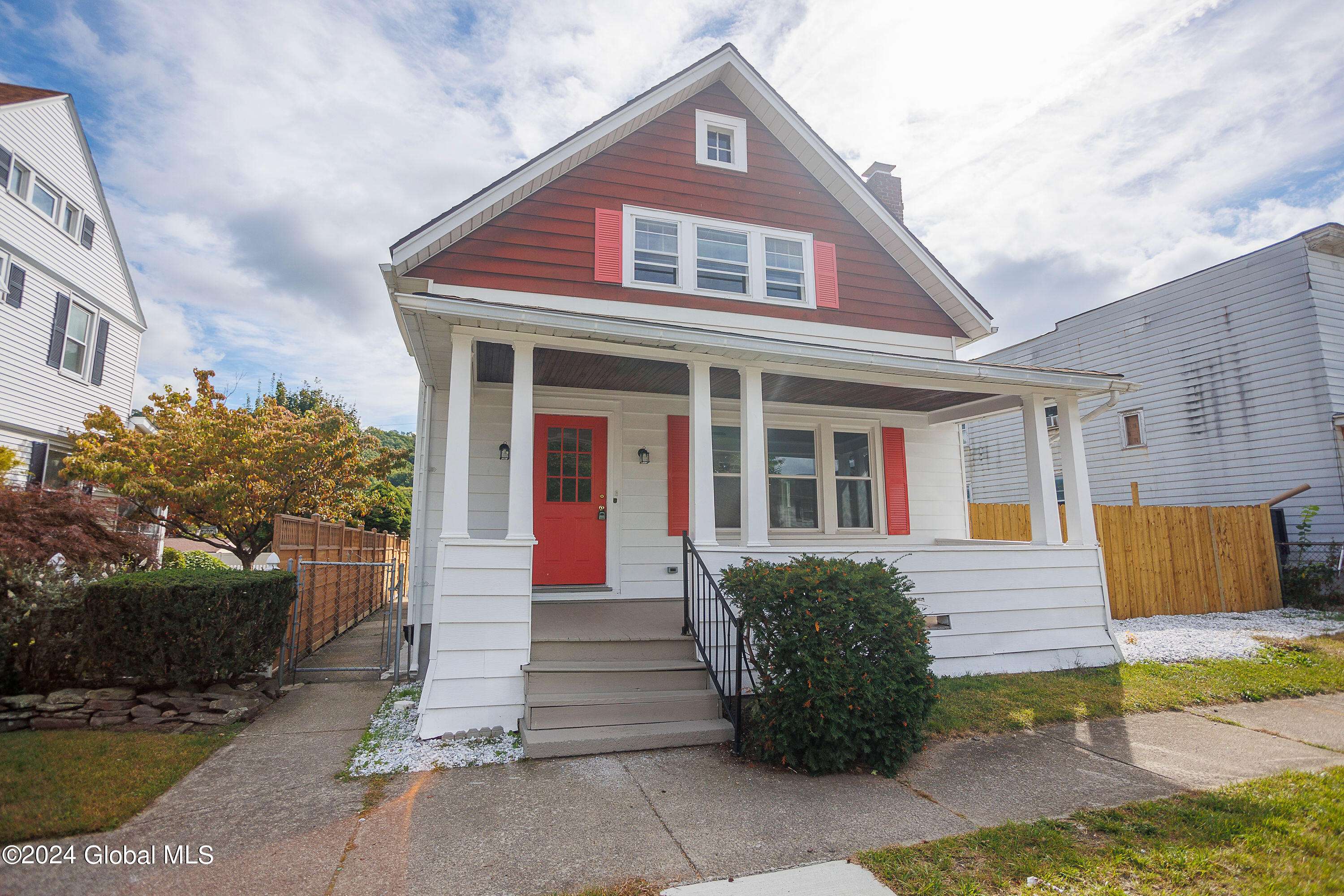 Troy, NY 12180,166 7th Avenue