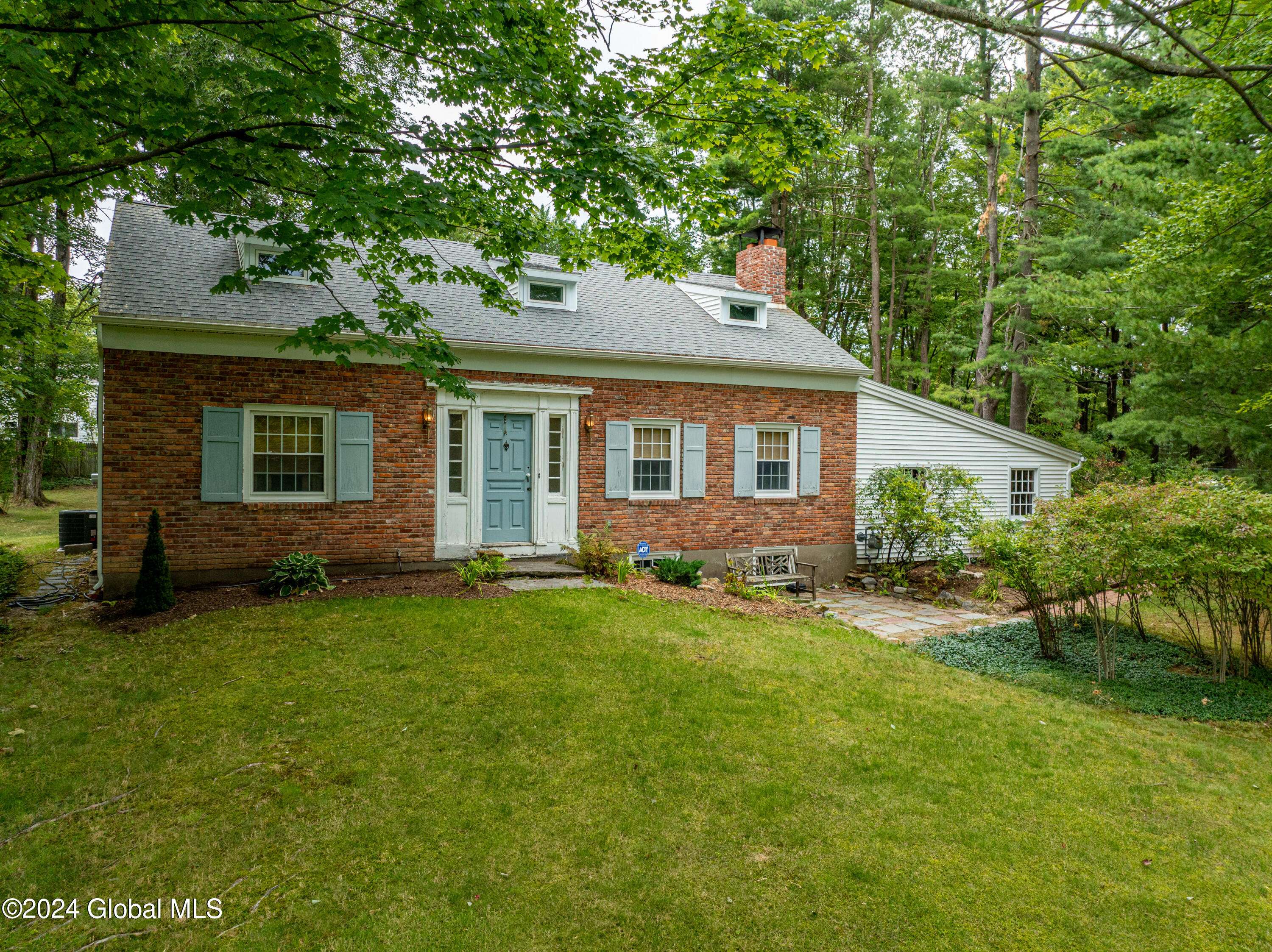 Niskayuna, NY 12309,907 Inman Road