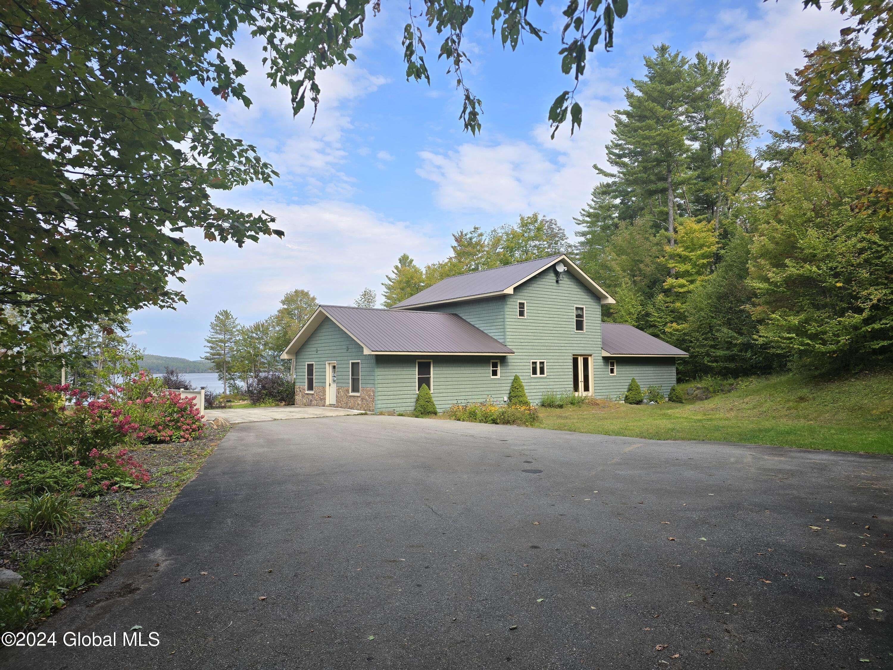 108 Fish Mountain Road, Lake Pleasant, NY 12108