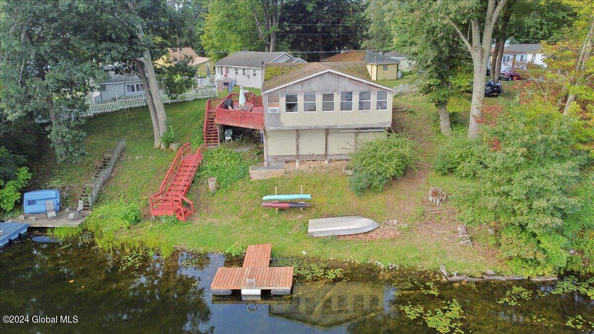 Jackson, NY 12816,547 Sullivan Way