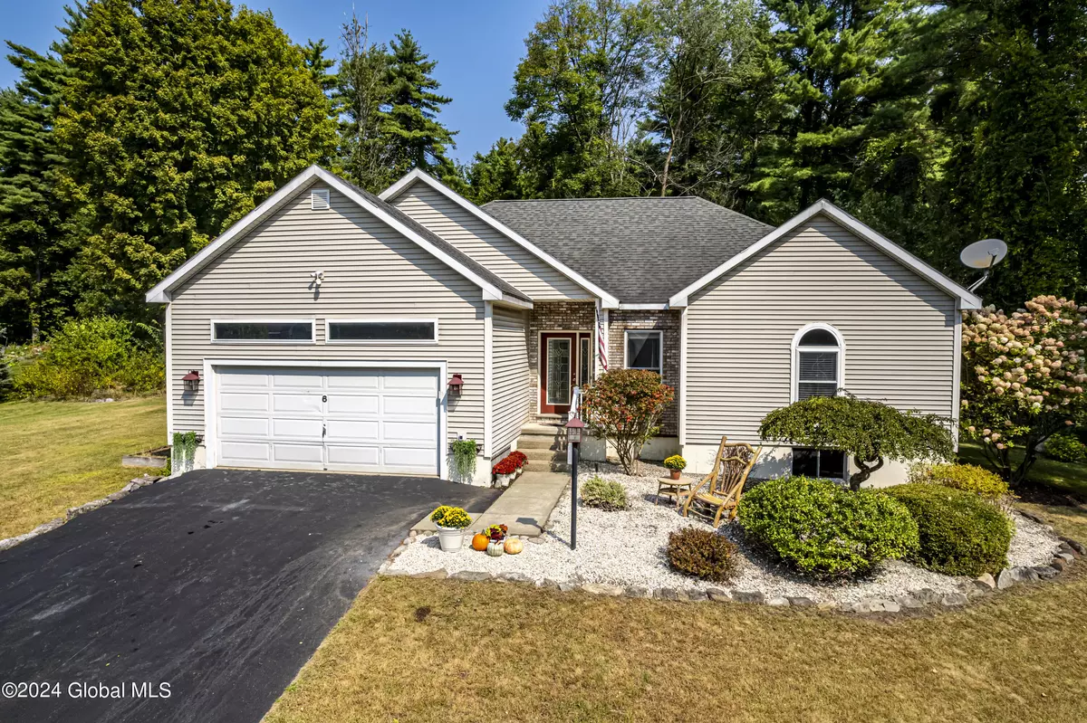 Kingsbury, NY 12839,6 Cherry Tree Lane