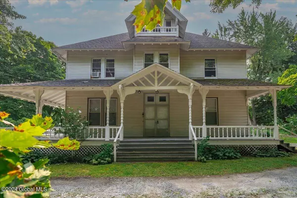 779 State Route 40, Schaghticoke, NY 12121