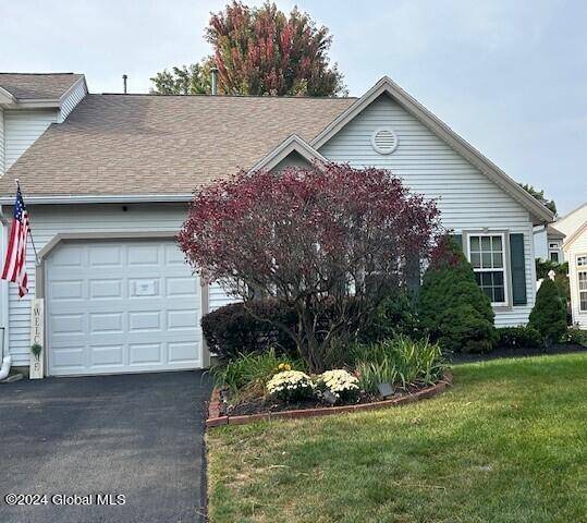 23 Highpointe Drive, Troy, NY 12182