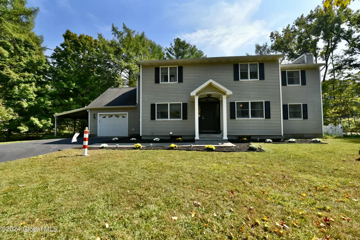 Wilton, NY 12866,424 Daniels Road