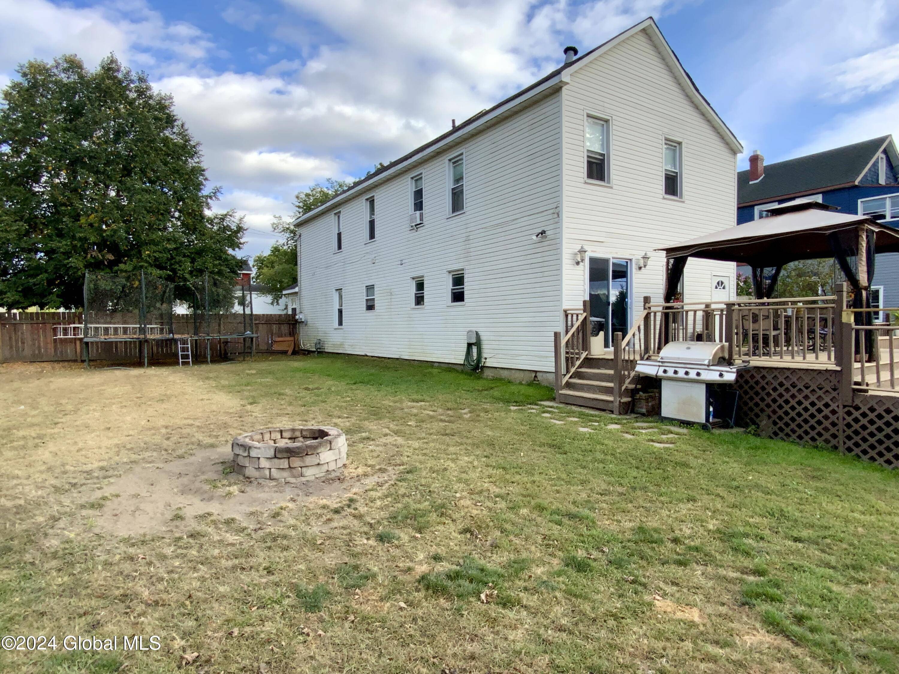 Watervliet, NY 12189,1247 7th Avenue
