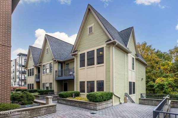 30 Whistler Court #313, Saratoga Springs, NY 12866