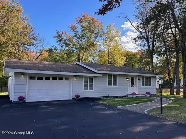 Niskayuna, NY 12304,332 Ferris Rd