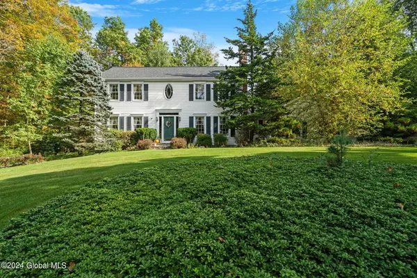 Saratoga Springs, Outside, NY 12866,5 Timber Lane