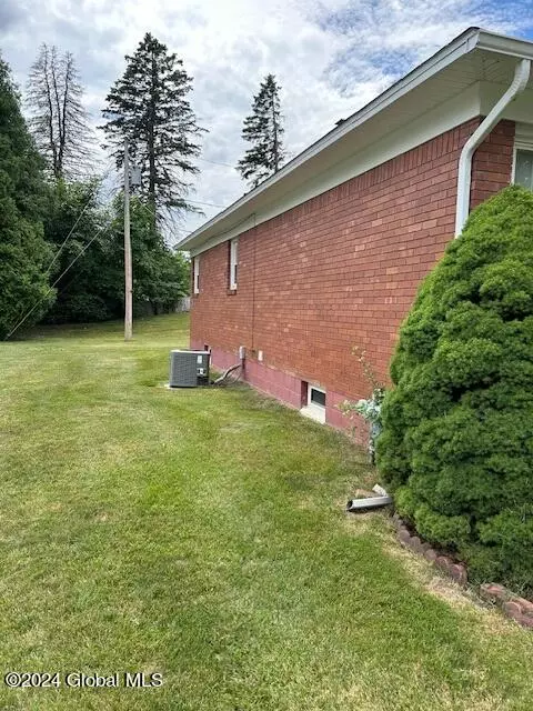 Albany, NY 12203,5 Tryon Court