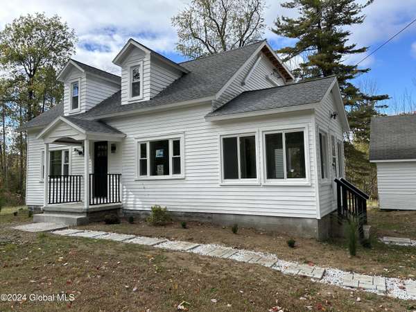 1487 County Highway 110, Broadalbin, NY 12025