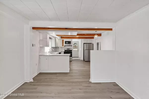 Troy, NY 12180,499 2nd Street