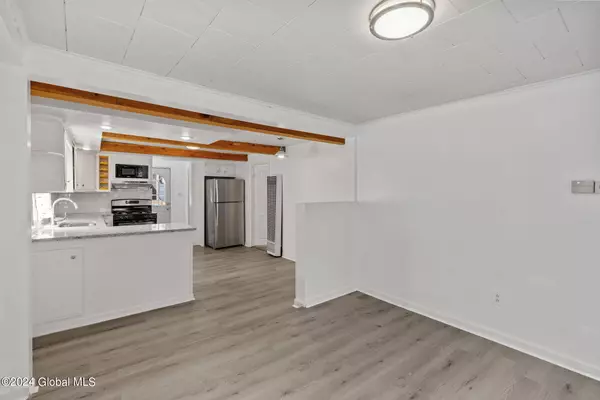 Troy, NY 12180,499 2nd Street