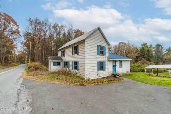 Saratoga Springs, NY 12866,69 Petrified Gardens Road